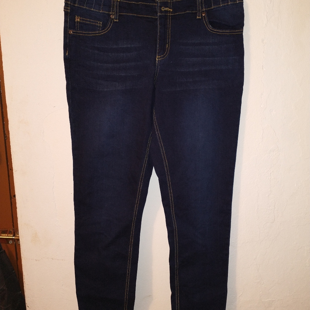 NWOT dark blue jeans